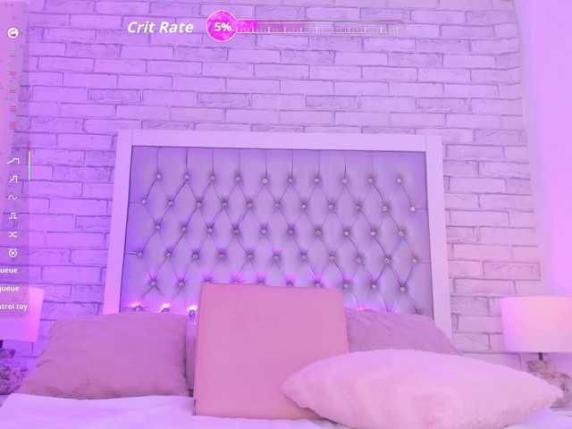 LilaBloom live webcam show
