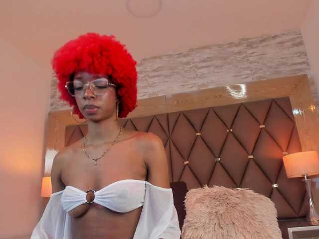 LilaBloom live cam on BongaCams