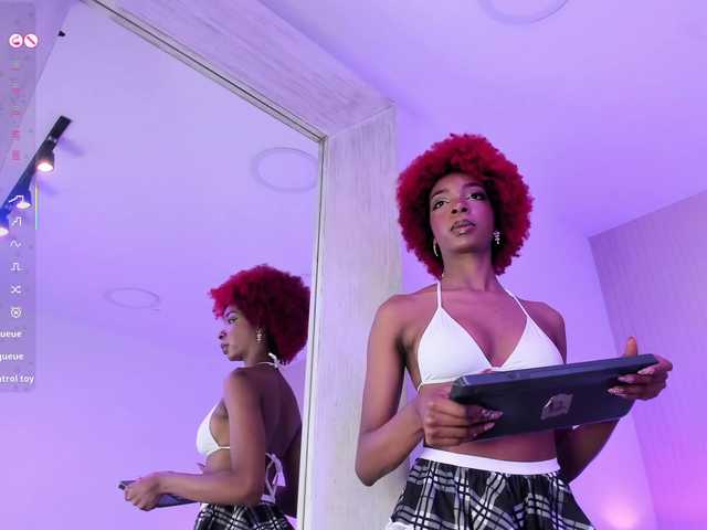 LilaBloom live cam on BongaCams