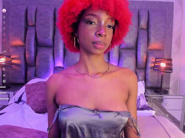 LilaBloom live cam on BongaCams