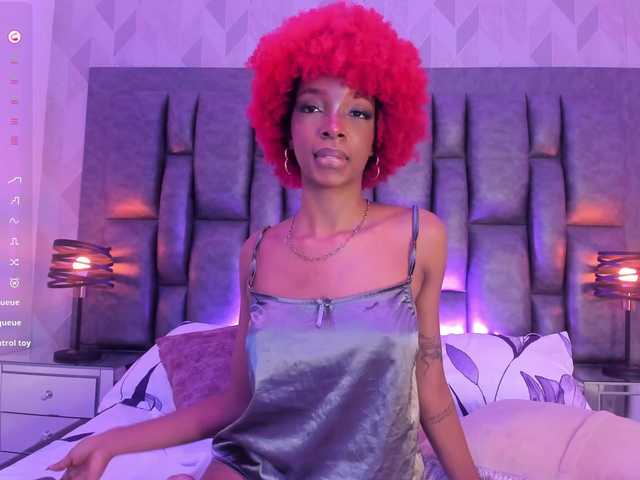 LilaBloom live cam on BongaCams