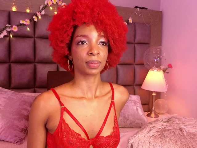 LilaBloom live cam on BongaCams