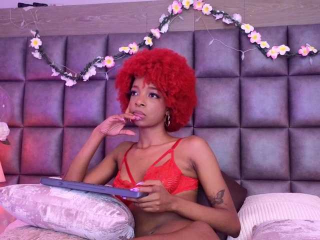 LilaBloom live cam on BongaCams