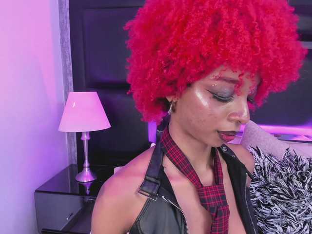 LilaBloom live cam on BongaCams