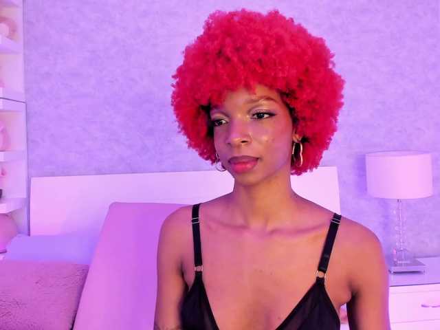 LilaBloom live cam on BongaCams
