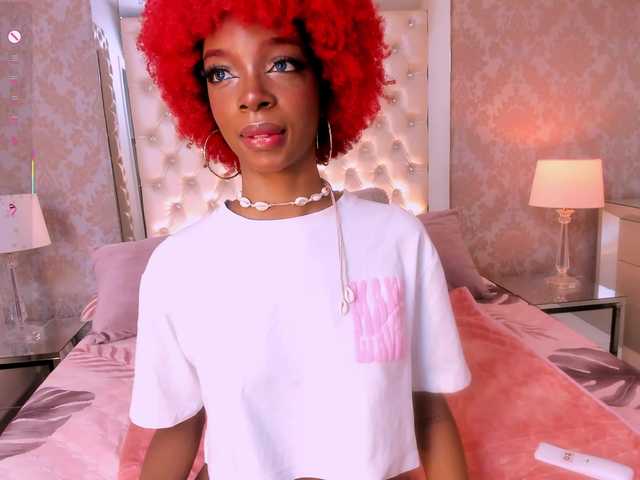 LilaBloom live cam on BongaCams