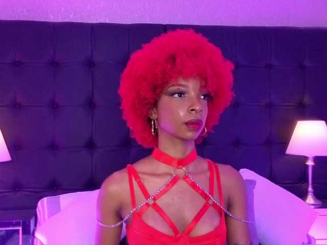 LilaBloom live cam on BongaCams
