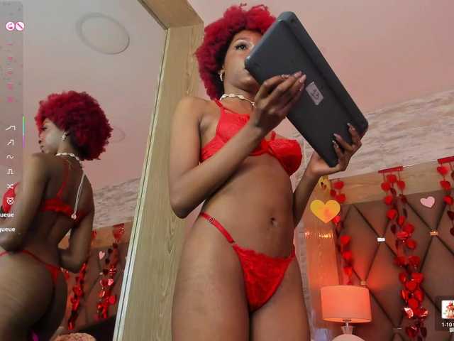 LilaBloom live cam preview