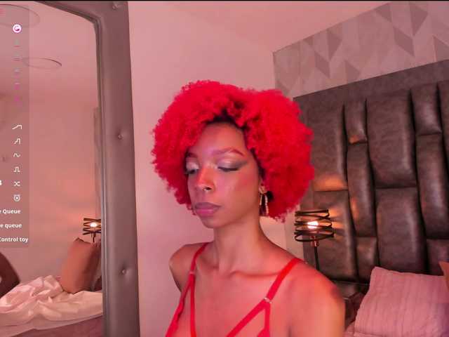 LilaBloom live cam on BongaCams