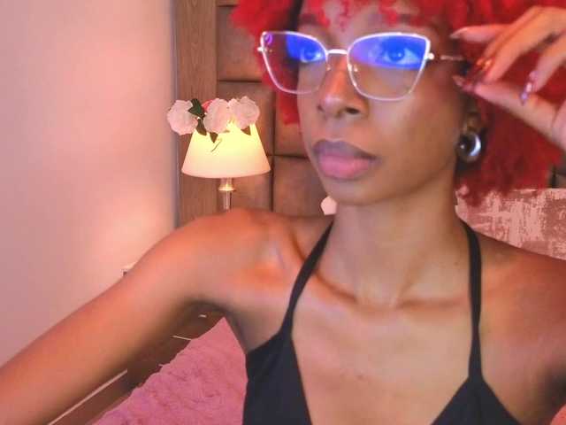 LilaBloom live cam on BongaCams