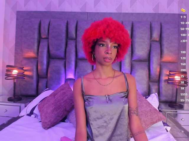 LilaBloom live cam on BongaCams