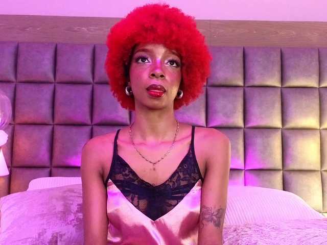 LilaBloom live cam on BongaCams