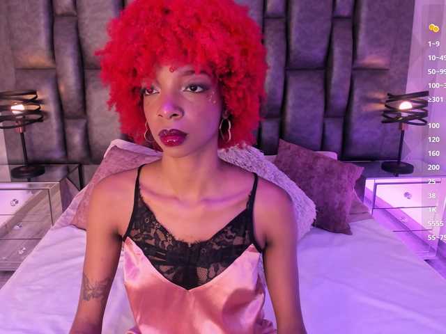 LilaBloom live cam on BongaCams