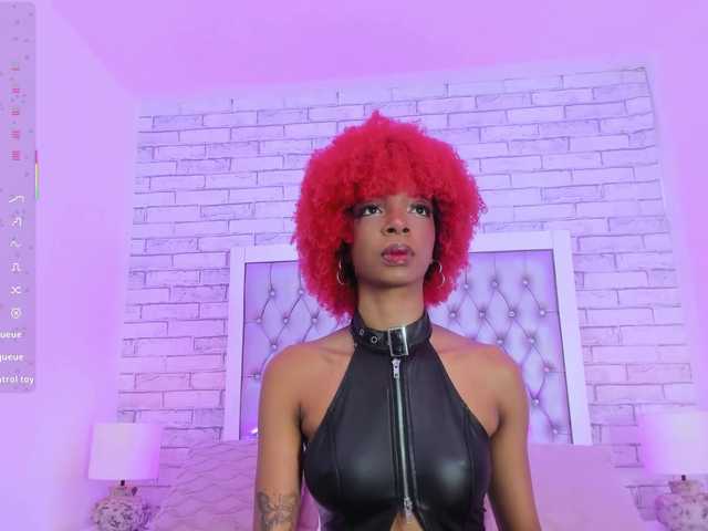 LilaBloom live cam on BongaCams