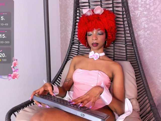 LilaBloom live cam on BongaCams