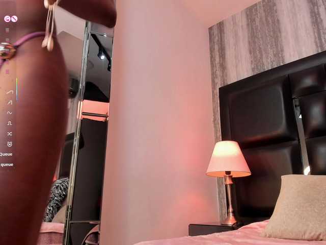 LilaBloom live cam on BongaCams