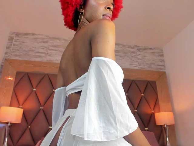 LilaBloom live cam on BongaCams