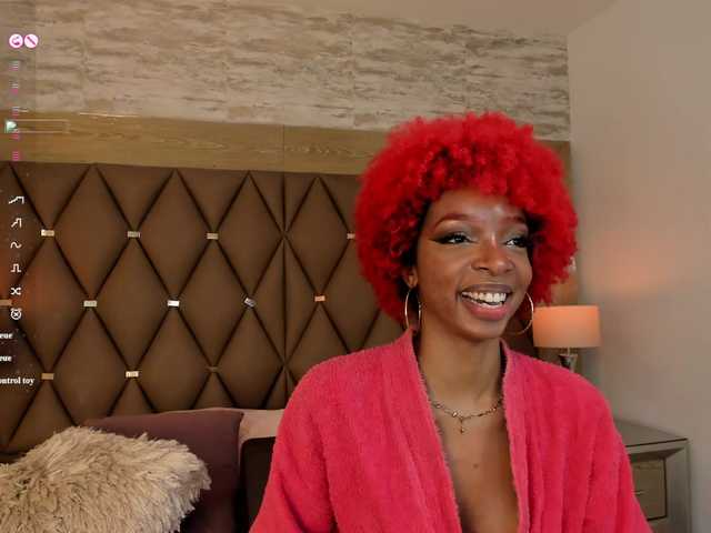 LilaBloom live cam on BongaCams