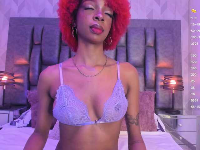 LilaBloom live cam on BongaCams