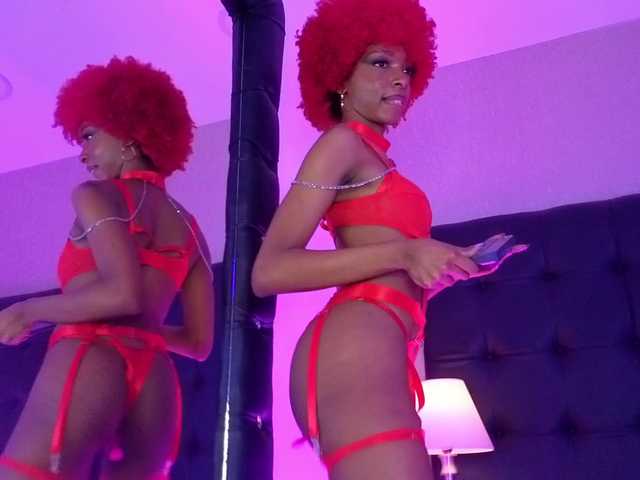 LilaBloom live cam on BongaCams