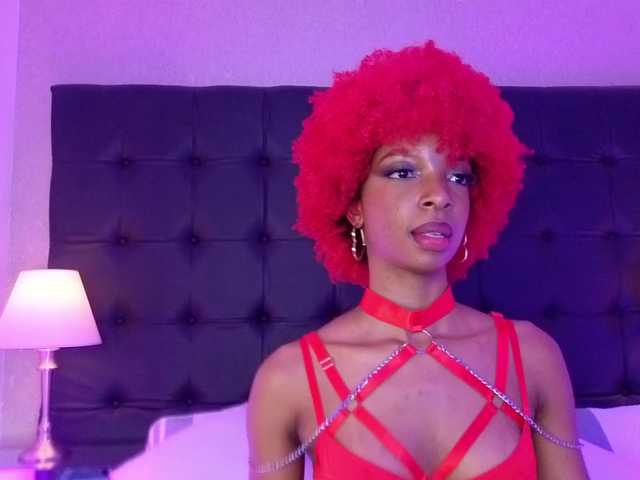 LilaBloom live cam on BongaCams