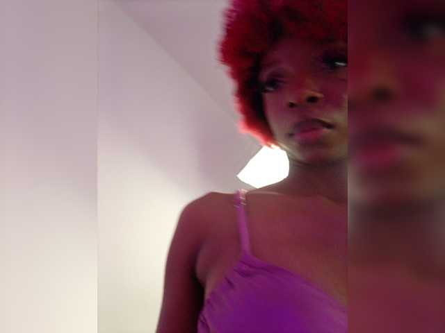 LilaBloom live cam on BongaCams