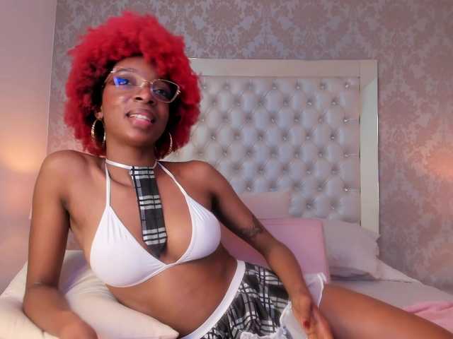 LilaBloom live cam on BongaCams