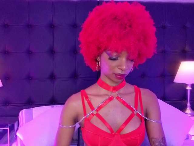 LilaBloom live cam on BongaCams