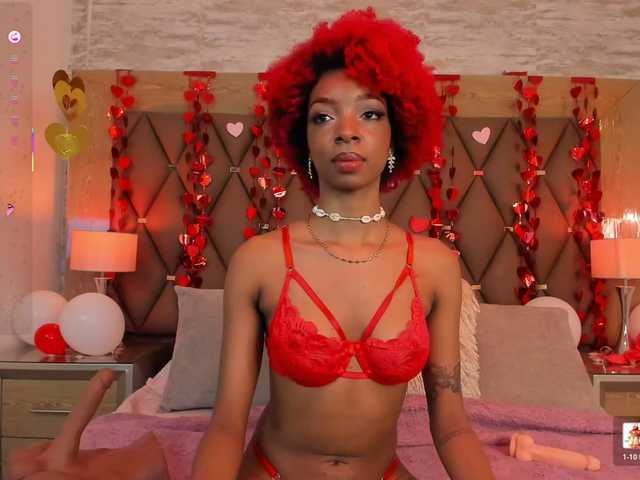 LilaBloom live cam on BongaCams