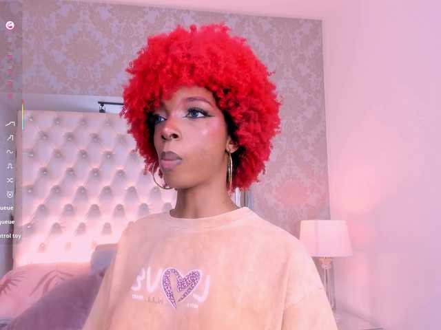 LilaBloom live cam on BongaCams