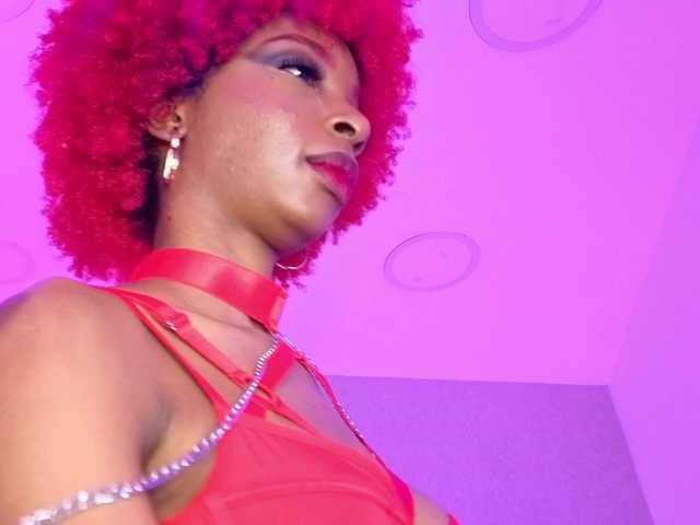 LilaBloom live cam on BongaCams
