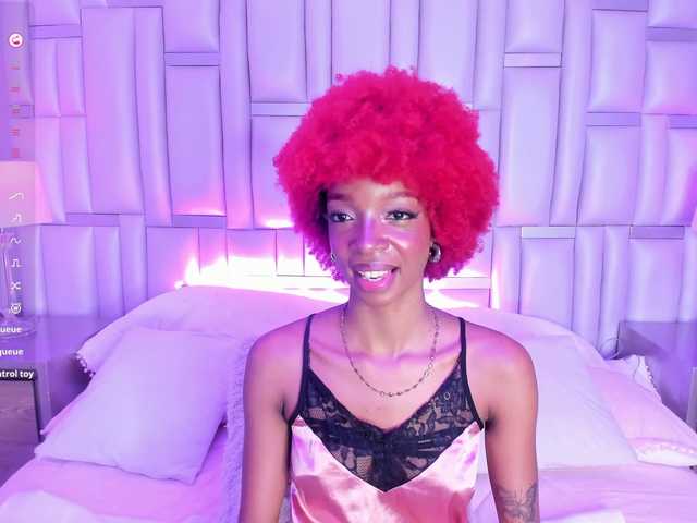 LilaBloom live cam on BongaCams