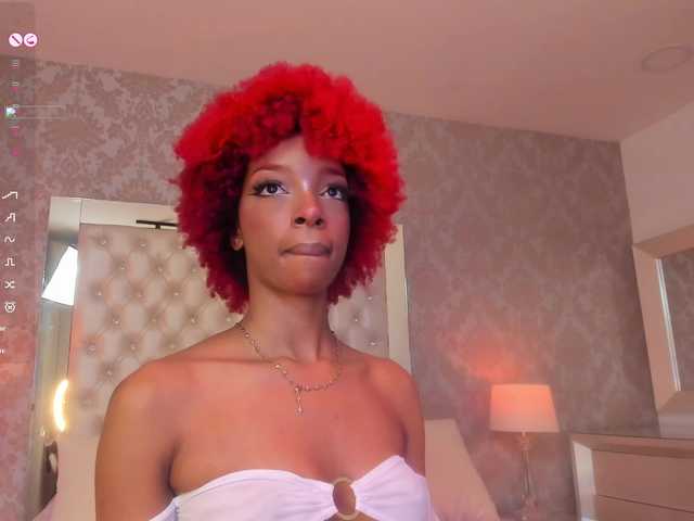 LilaBloom live cam on BongaCams