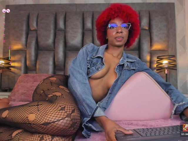 LilaBloom live cam on BongaCams