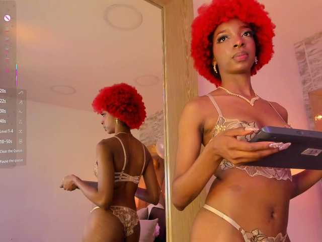 LilaBloom live cam on BongaCams