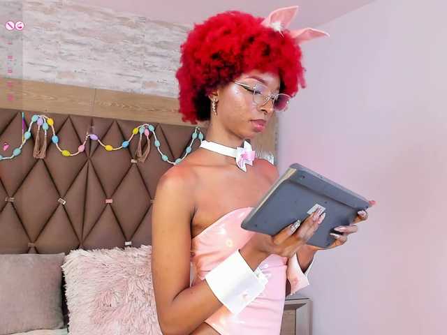 LilaBloom live cam on BongaCams