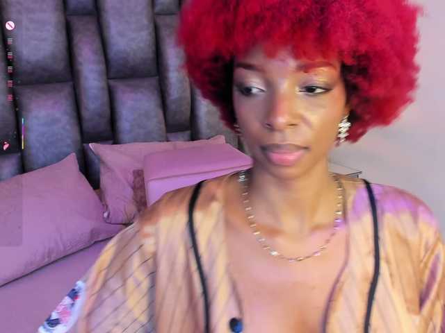 LilaBloom live cam on BongaCams