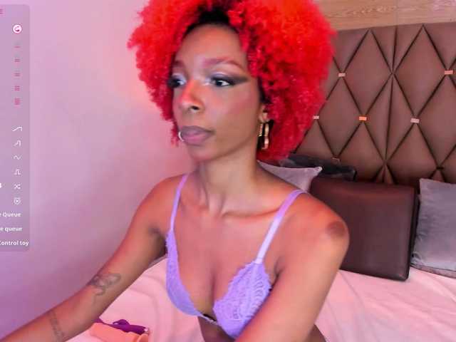 LilaBloom live cam on BongaCams