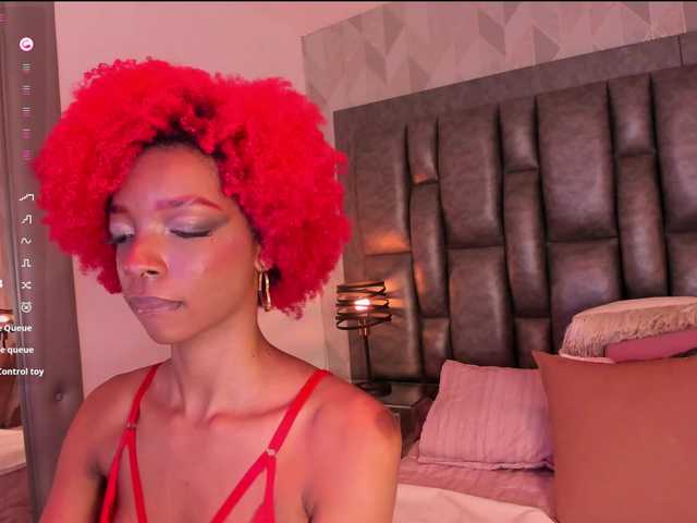LilaBloom live cam on BongaCams