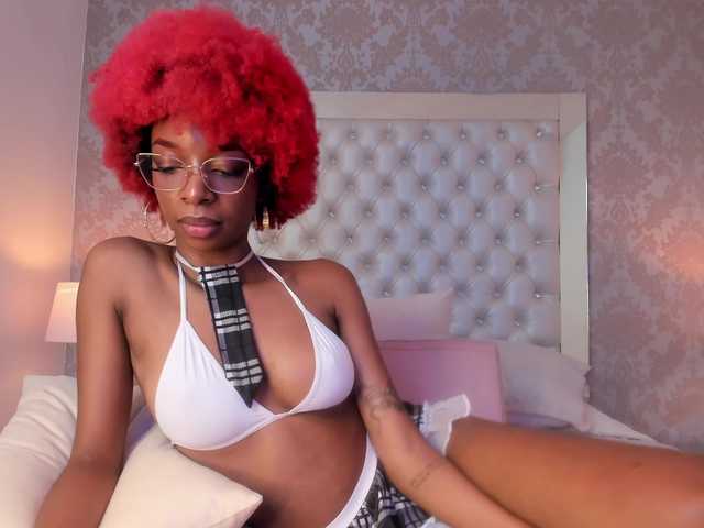 LilaBloom live cam on BongaCams