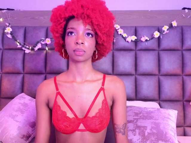 LilaBloom live cam on BongaCams