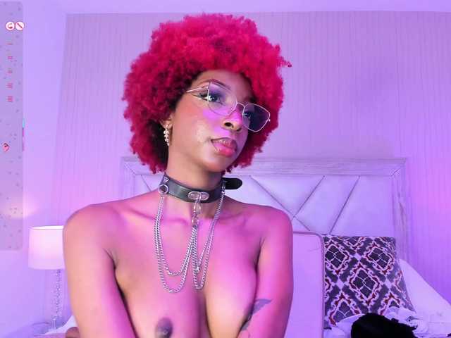 LilaBloom live cam on BongaCams