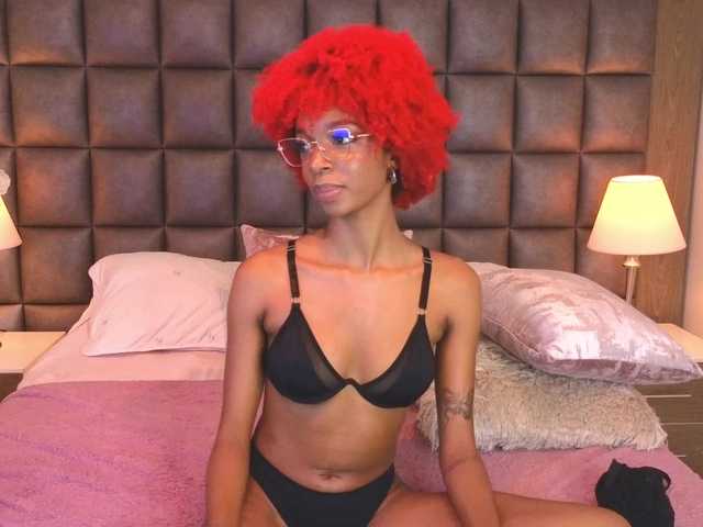 LilaBloom live cam on BongaCams