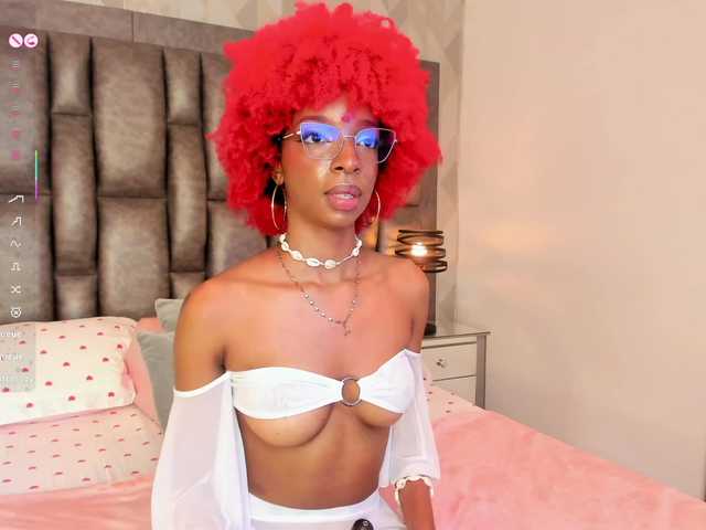 LilaBloom live cam on BongaCams