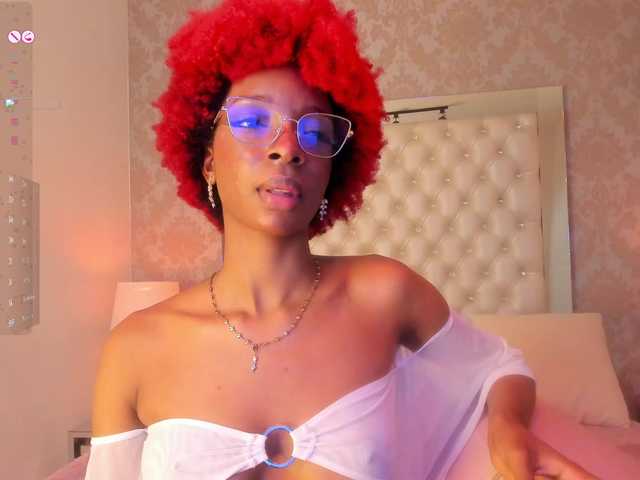 LilaBloom live cam on BongaCams