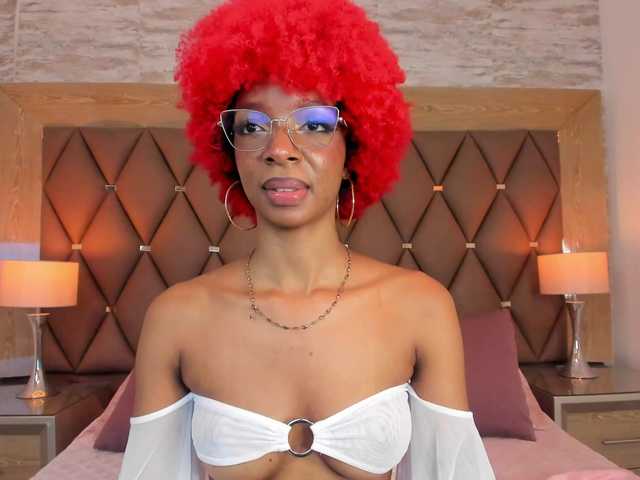 LilaBloom live cam on BongaCams