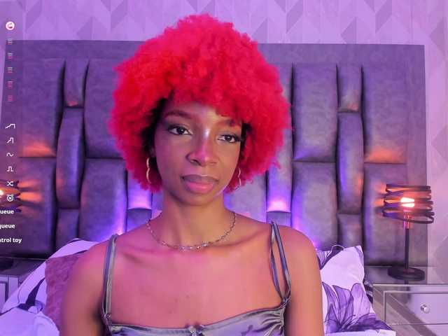 LilaBloom live cam on BongaCams