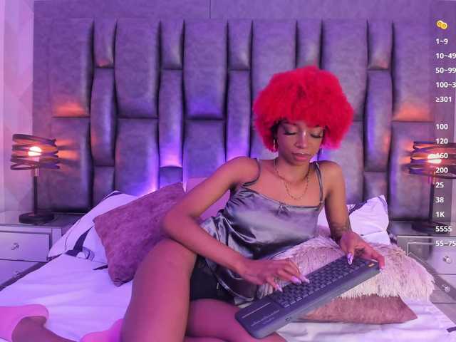 LilaBloom live cam on BongaCams