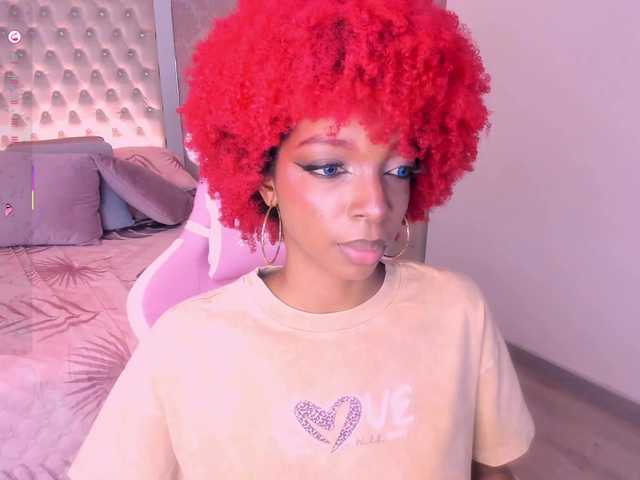 LilaBloom live cam on BongaCams