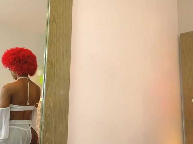 LilaBloom live cam on BongaCams